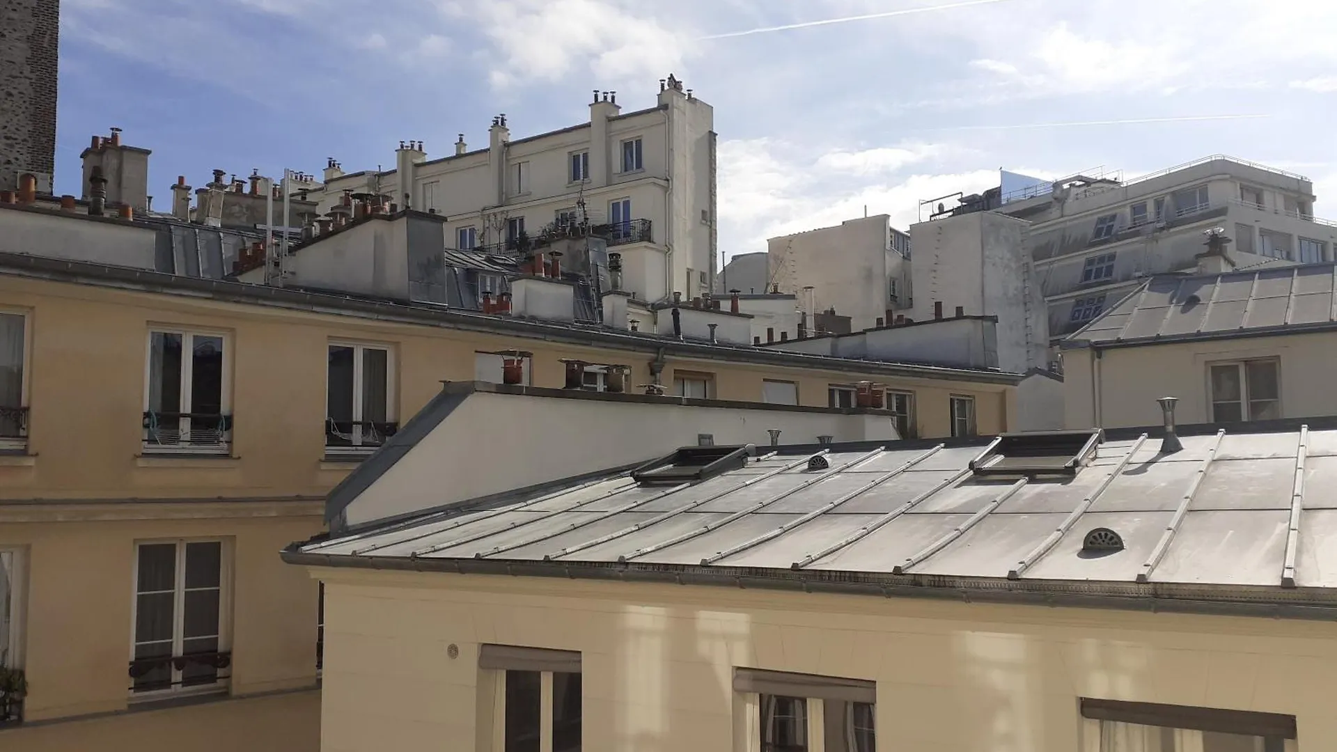 Apartamento De 3 P, Baroque Et Vues Sur Toits Du Marais