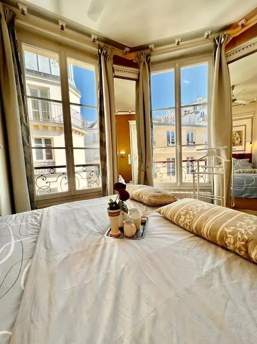 De 3 P, Baroque Et Vues Sur Toits Du Marais Apartamento París