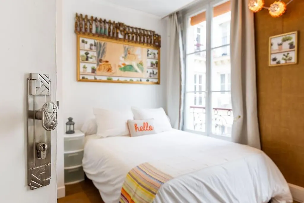 De 3 P, Baroque Et Vues Sur Toits Du Marais * París