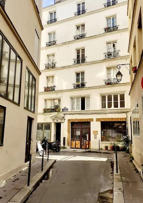 De 3 P, Baroque Et Vues Sur Toits Du Marais Apartamento París