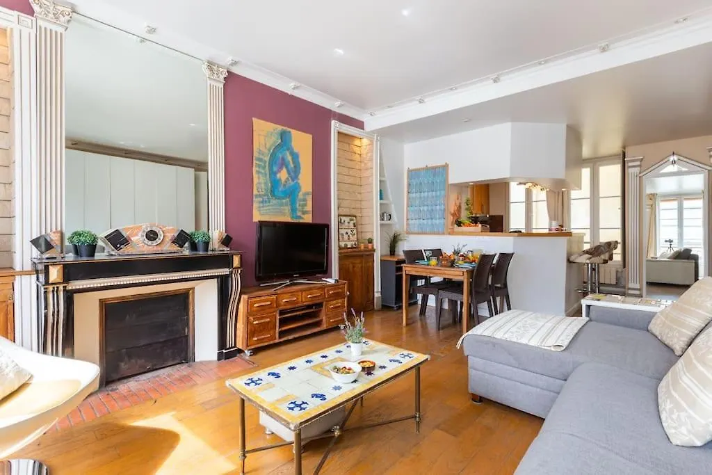 Apartamento De 3 P, Baroque Et Vues Sur Toits Du Marais